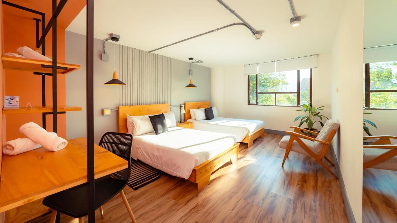Hotel Plaza Rosa Μεντεγίν Εξωτερικό φωτογραφία